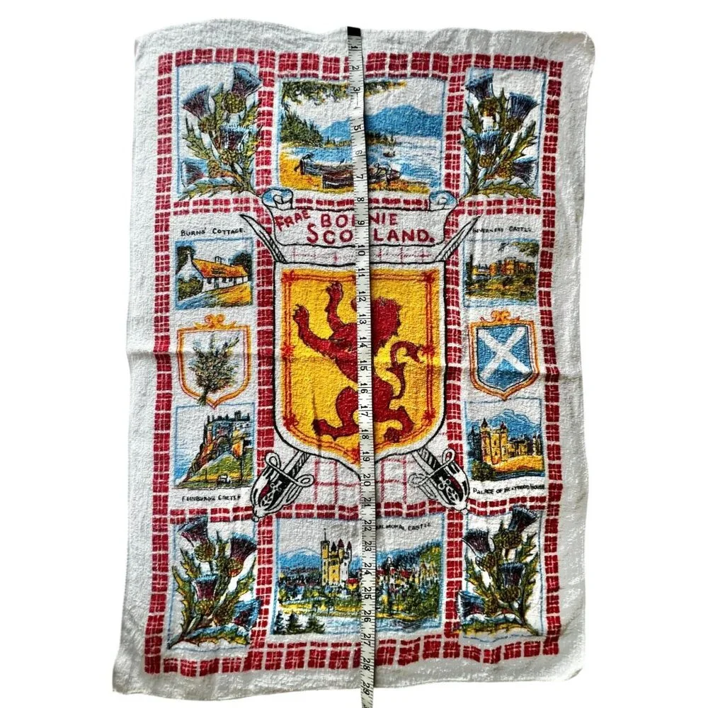 Vintage Scottish Souvenir Tea Towel With Lion Rampant Design & Bonnie Scotland